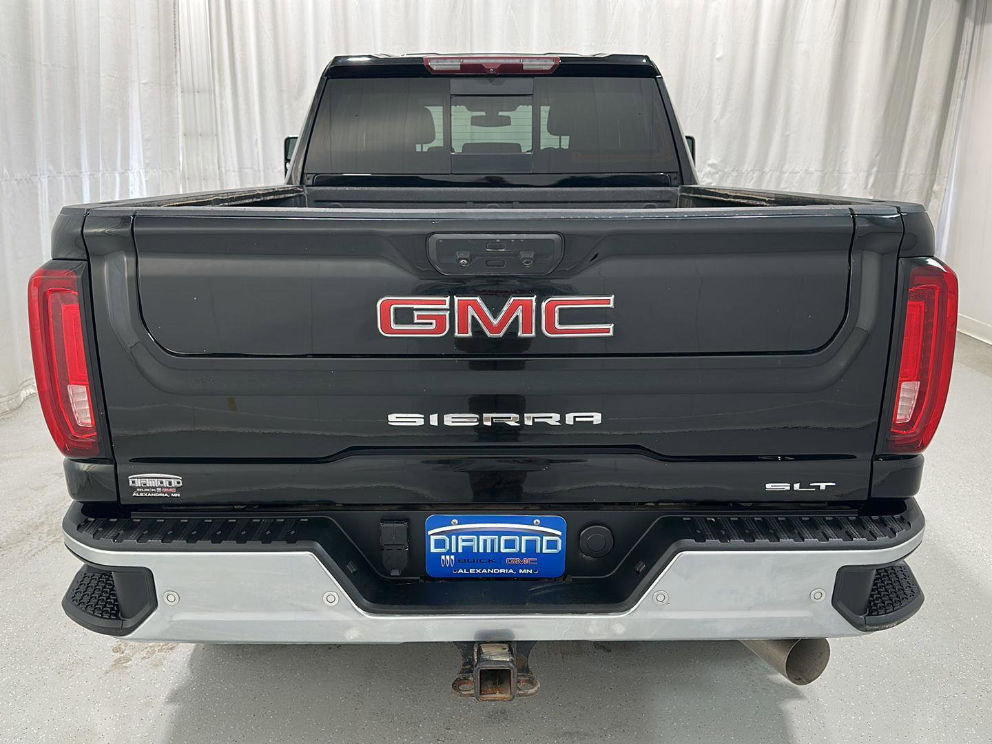 Used 2021 GMC Sierra 3500 SLT w/ SLT Premium Package image 6
