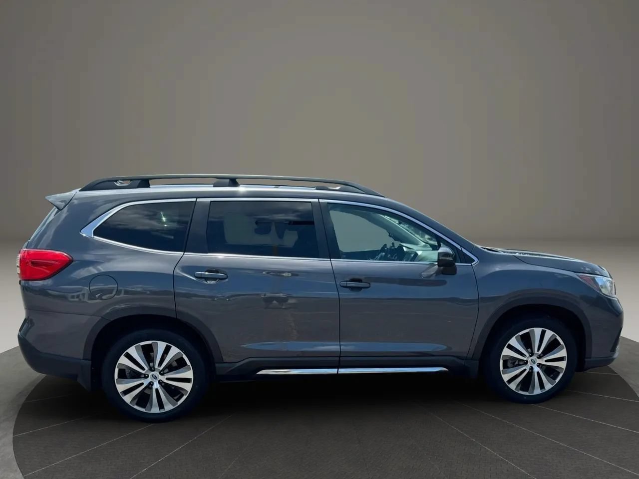 Used 2022 Subaru Ascent Limited AWD/4WD image 6