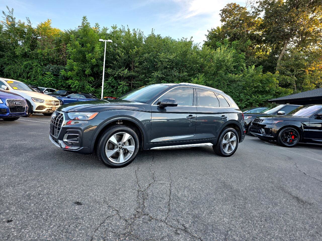 Used 2023 Audi Q5 2.0T Premium Plus w/ Premium Plus Package image 4