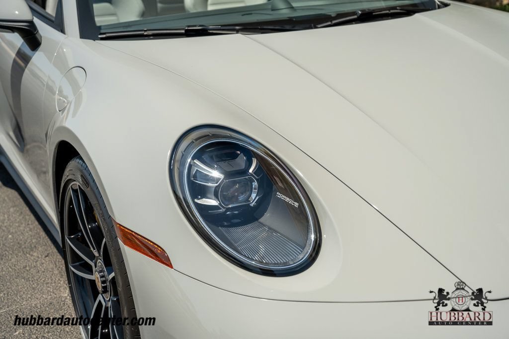 Used 2022 Porsche 911 Cabriolet AWD/4WD image 13