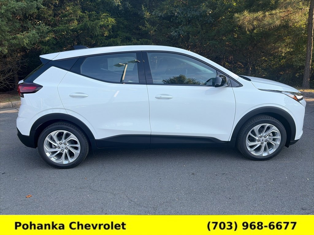 New 2027 Chevrolet Bolt LT w/ Comfort Package FWD image 8