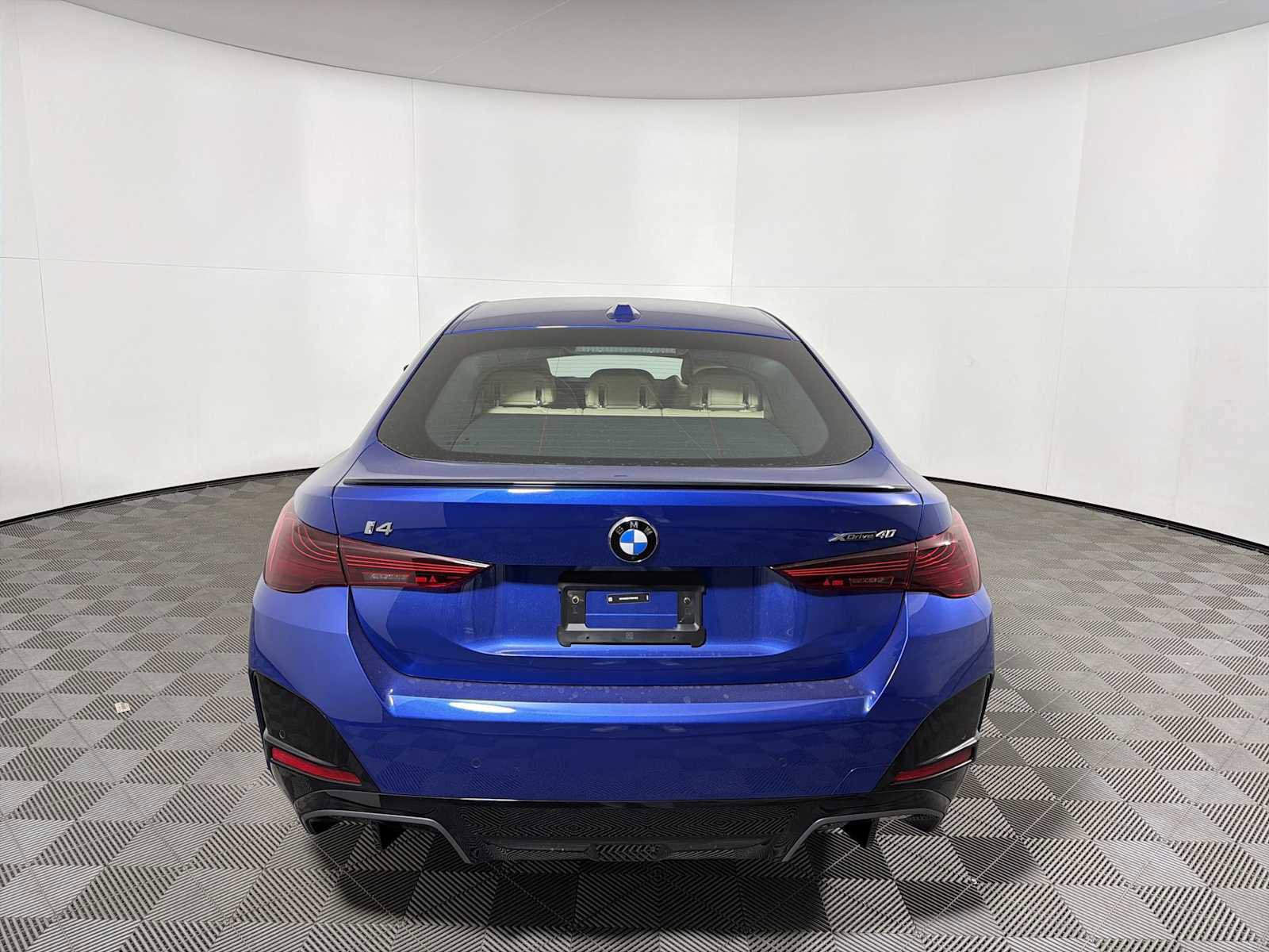 New 2026 BMW i4 xDrive40i w/ M Sport Package image 2