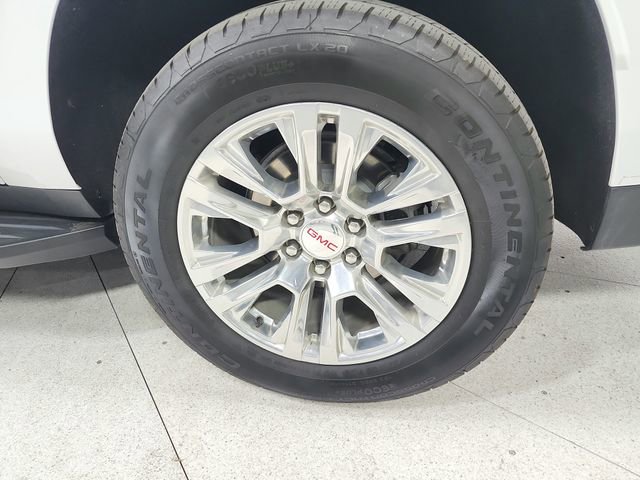 Used 2025 GMC Yukon XL Denali image 46