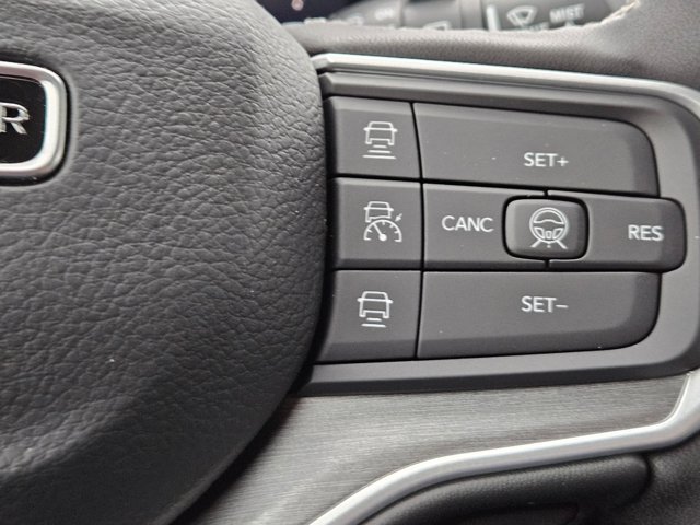 New 2026 Jeep Grand Wagoneer L Limited AWD/4WD image 17