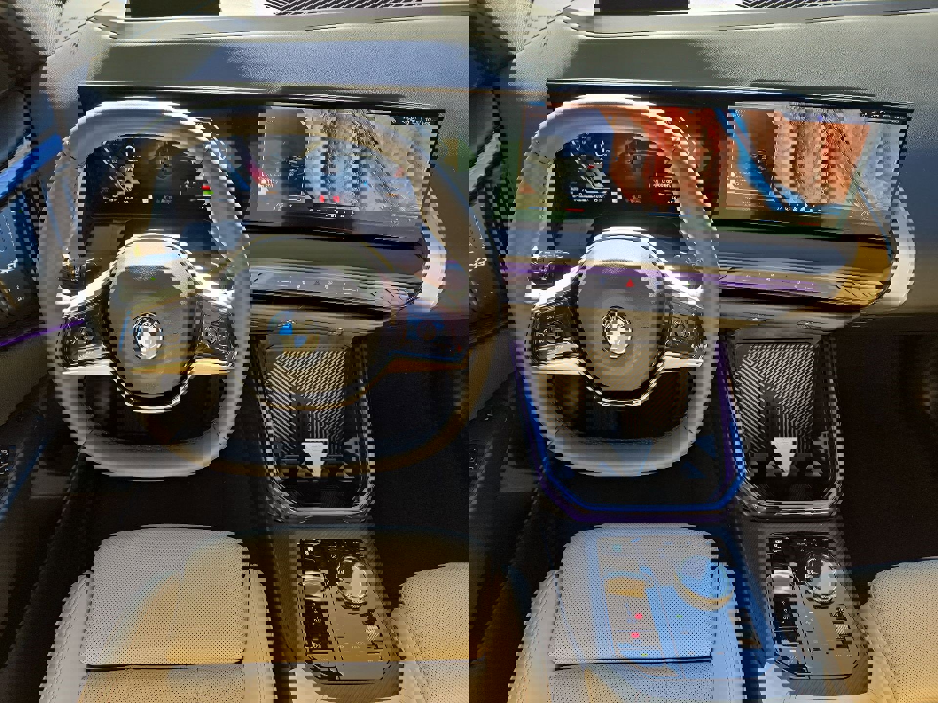 Used 2025 BMW X3 xDrive30i w/ Premium Package image 14