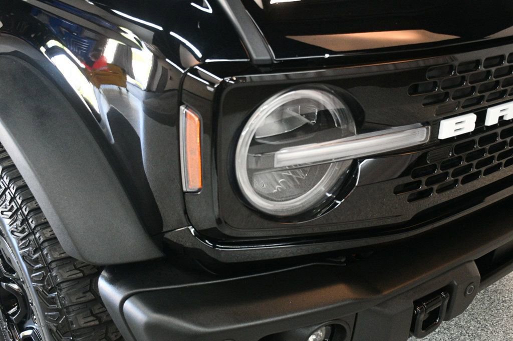 Used 2023 Ford Bronco Wildtrak AWD/4WD image 10