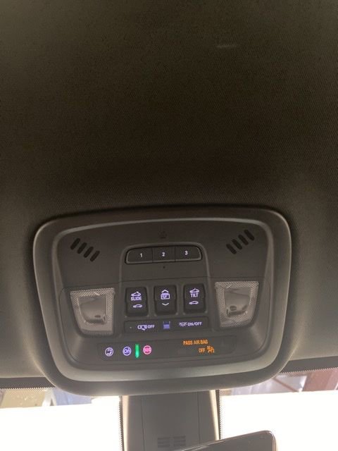 Certified 2023 Chevrolet Traverse RS image 16