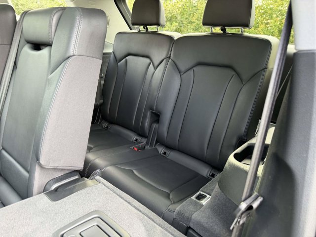 Used 2019 Audi Q7 3.0T Premium Plus w/ Premium Plus Package AWD/4WD image 14