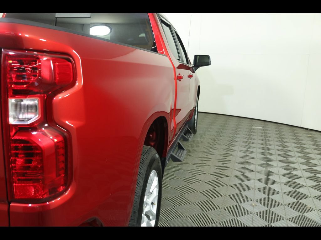 Used 2024 Chevrolet Silverado 1500 LT w/ Z71 Off-Road Package AWD/4WD image 19