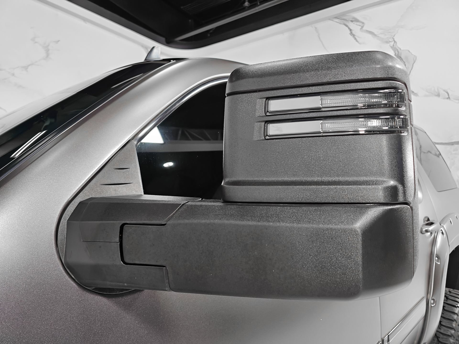 Used 2014 GMC Yukon Denali AWD/4WD image 18