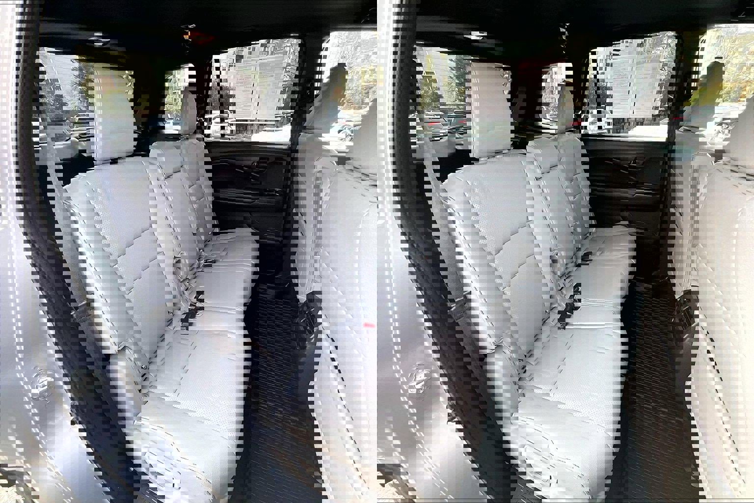 Used 2023 Honda Passport EX-L image 25