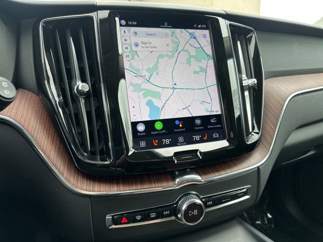 Certified 2023 Volvo XC60 B5 Plus w/ Climate Package image 22