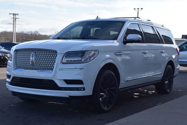 Used 2021 Lincoln Navigator L Reserve image 12