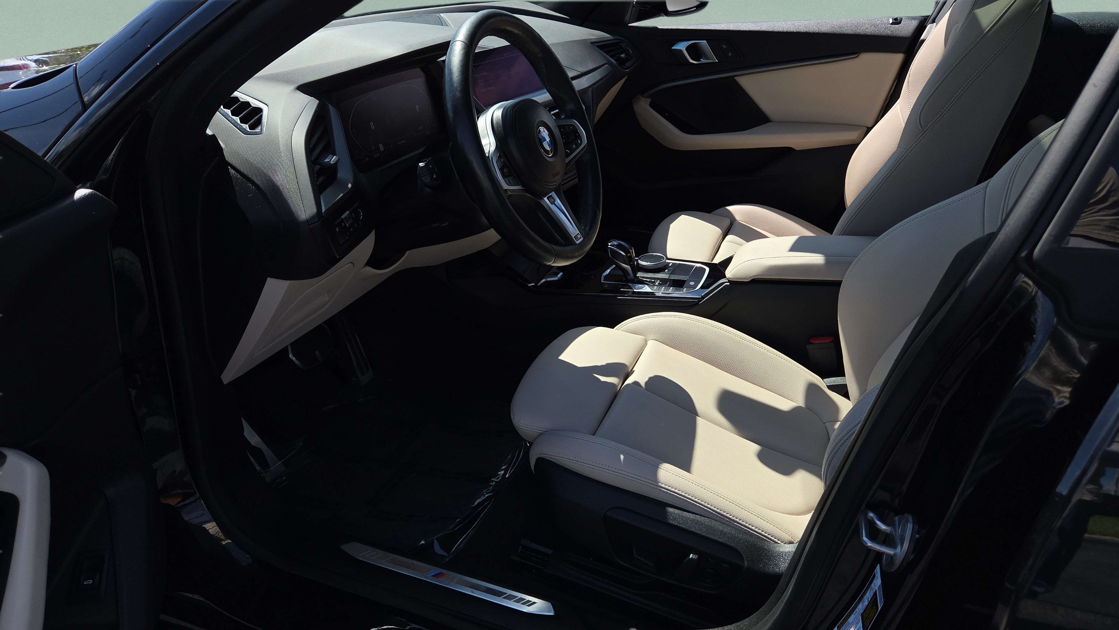 Used 2023 BMW 228i Gran Coupe w/ Dynamic Handling Package FWD image 10
