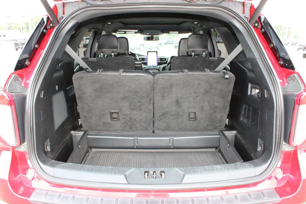 Used 2020 Ford Explorer ST w/ ST Street Pack AWD/4WD image 21