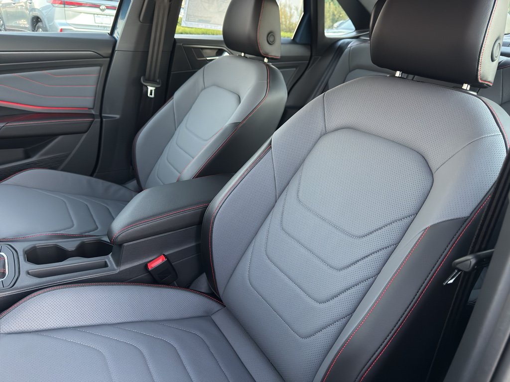 New 2026 Volkswagen Jetta GLI Autobahn FWD image 12