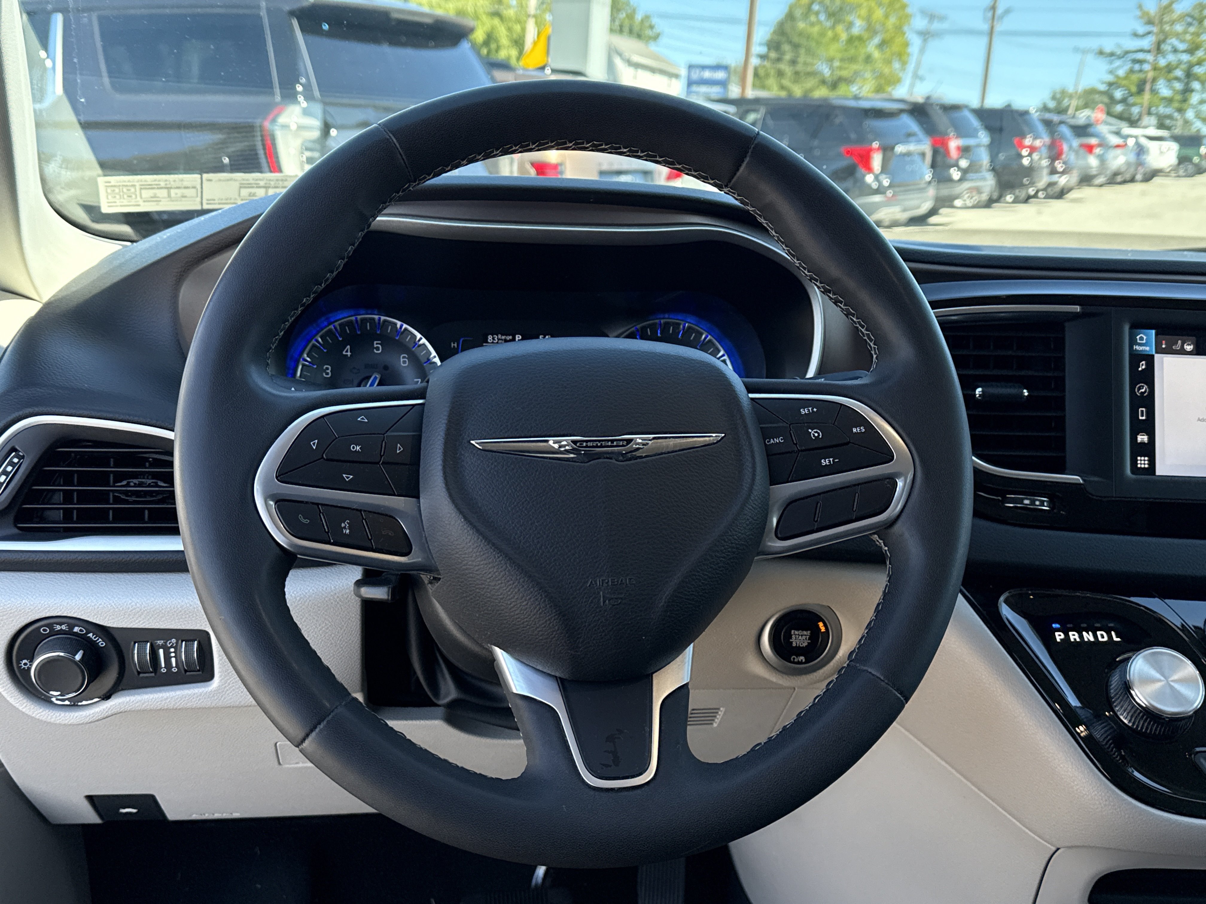 Used 2023 Chrysler Voyager LX FWD image 19