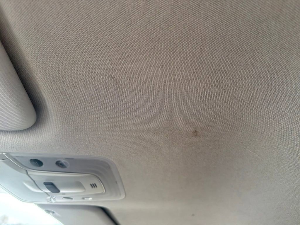 Used 2017 Toyota Prius One image 19