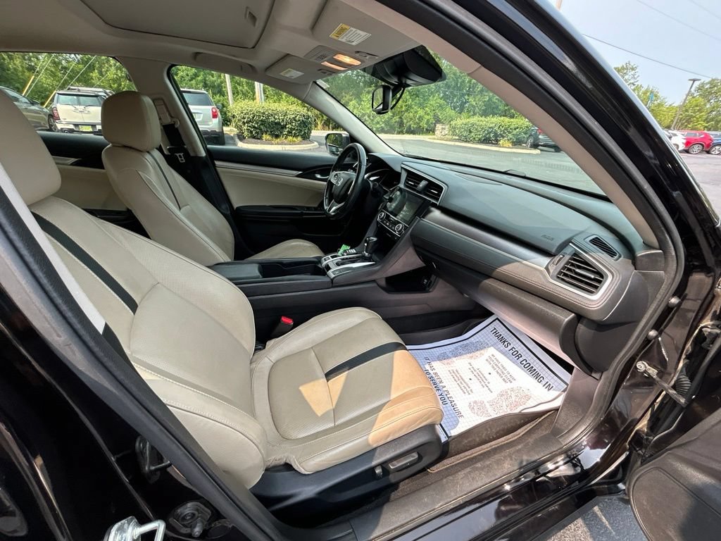 Used 2017 Honda Civic Touring image 40