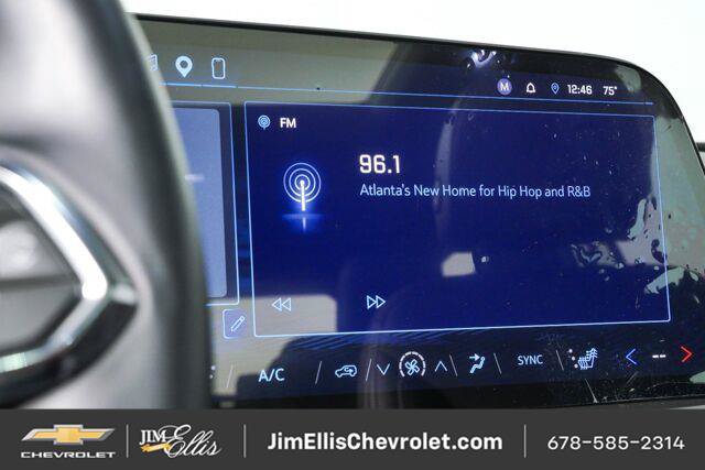 Used 2026 Chevrolet Traverse LT w/ Sun and Wheel Package FWD image 12