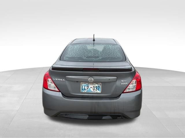 Used 2018 Nissan Versa SV w/ SV Special Edition FWD image 4