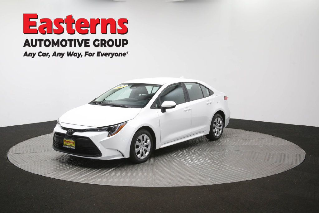 Used 2025 Toyota Corolla LE FWD image 53