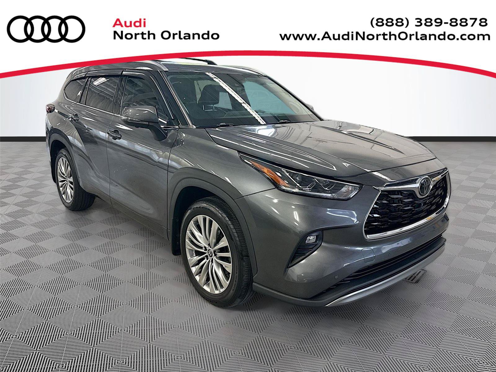 Used 2024 Toyota Highlander Platinum