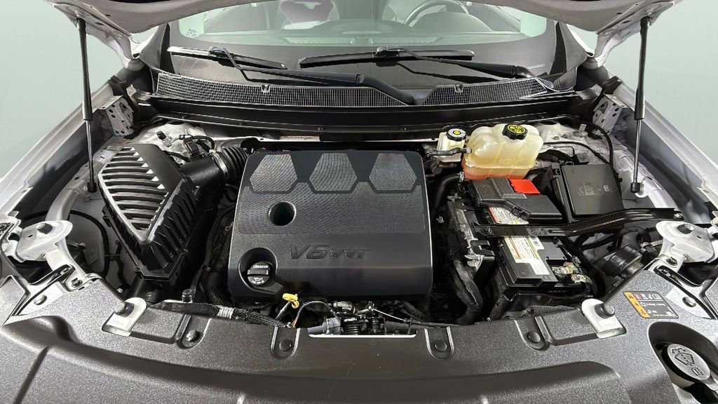 Certified 2021 Chevrolet Traverse LS image 39