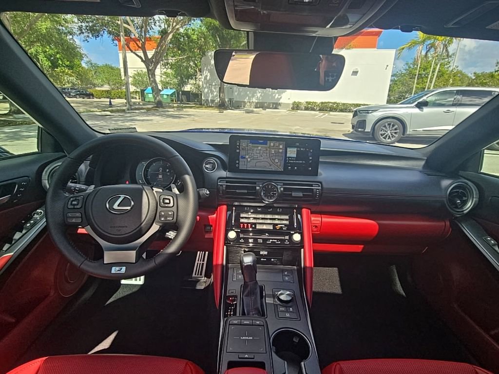Used 2024 Lexus IS 500 RWD image 31