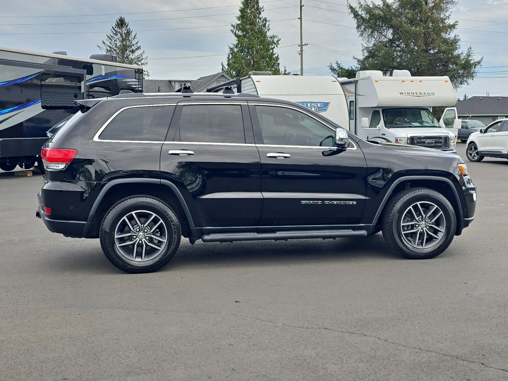 Used 2018 Jeep Grand Cherokee Limited AWD/4WD image 7
