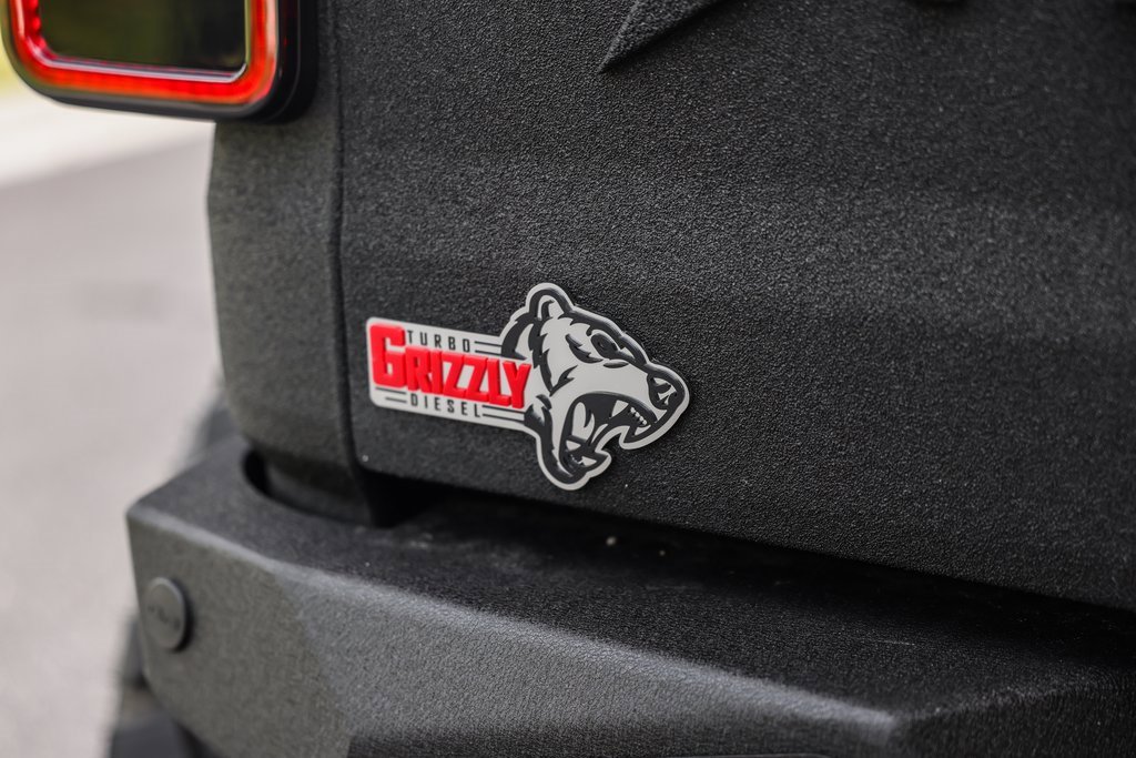 Used 2022 Jeep Gladiator Sport image 8