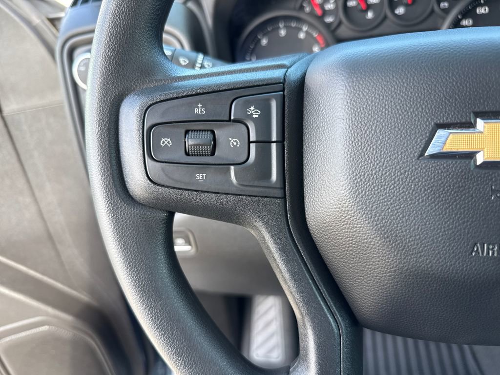 Used 2025 Chevrolet Silverado 2500 Custom w/ Custom Value Package image 16