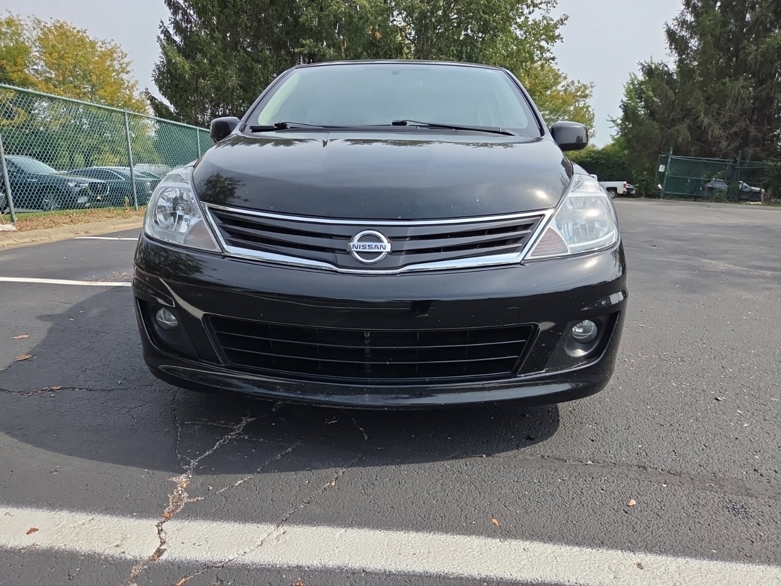 Used 2012 Nissan Versa Hatchback FWD image 12