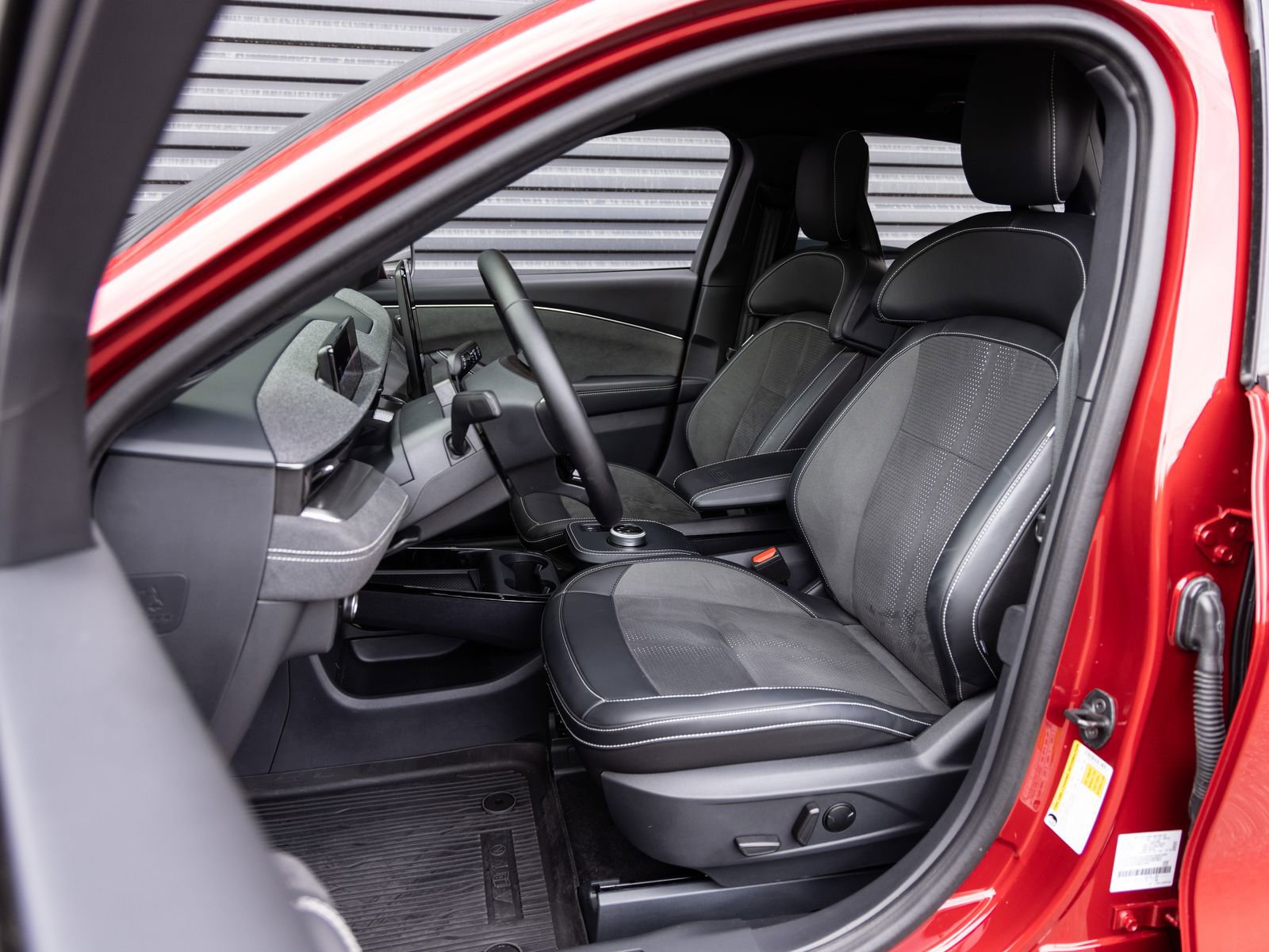 Used 2024 Ford Mustang Mach-E GT AWD/4WD image 21