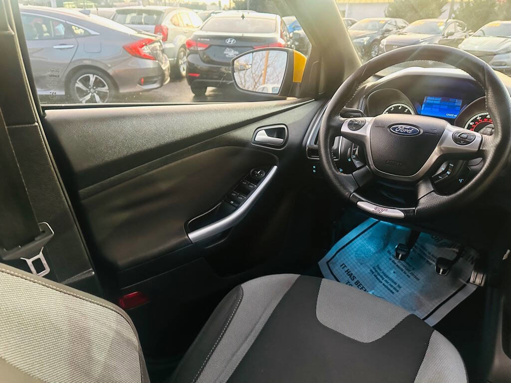 Used 2013 Ford Focus ST image 13
