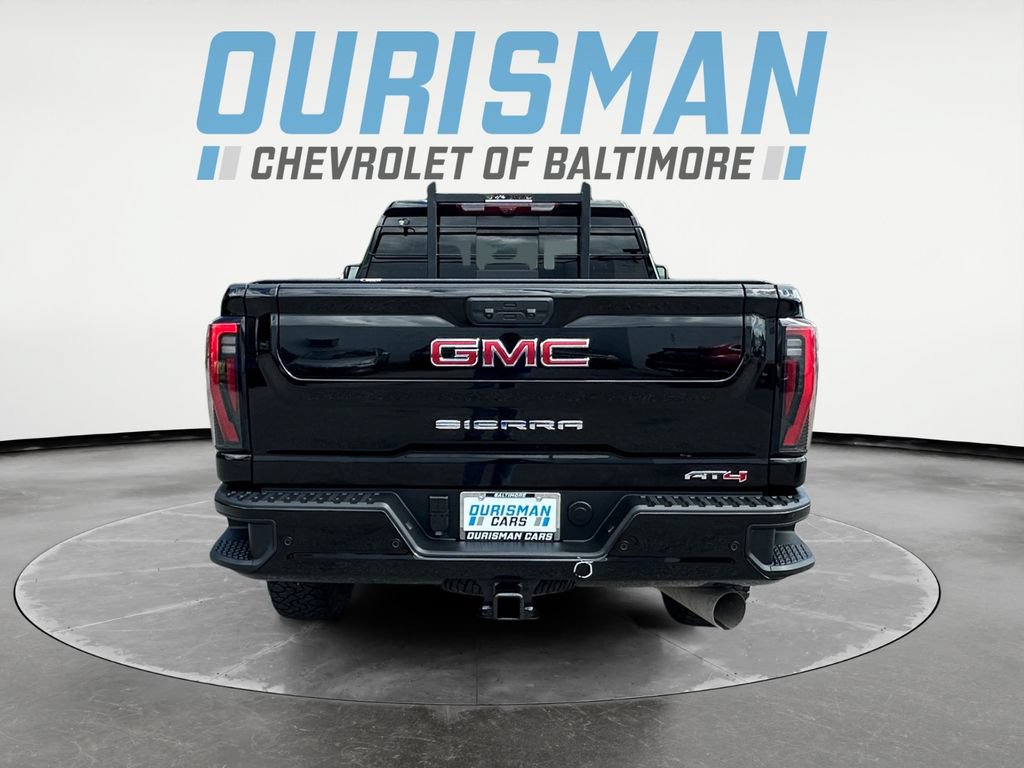 Used 2025 GMC Sierra 2500 AT4 w/ AT4 Premium Plus Package AWD/4WD image 5