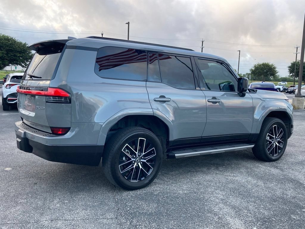 Used 2024 Lexus GX 550 w/ Accessory Package (Z1) AWD/4WD image 5