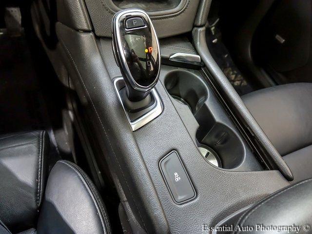 Certified 2017 Cadillac XT5 Luxury w/ Driver Awareness Package image 18