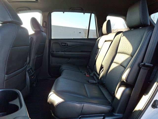 Used 2023 Honda Passport Elite image 13