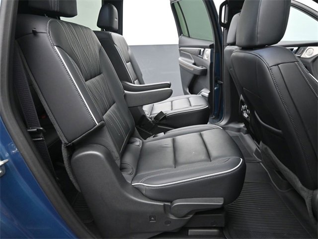 Certified 2025 Buick Enclave Avenir w/ Super Cruise Package image 16