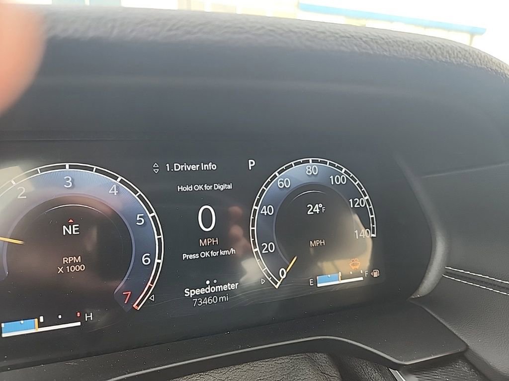 Used 2023 Jeep Grand Cherokee L Laredo image 14