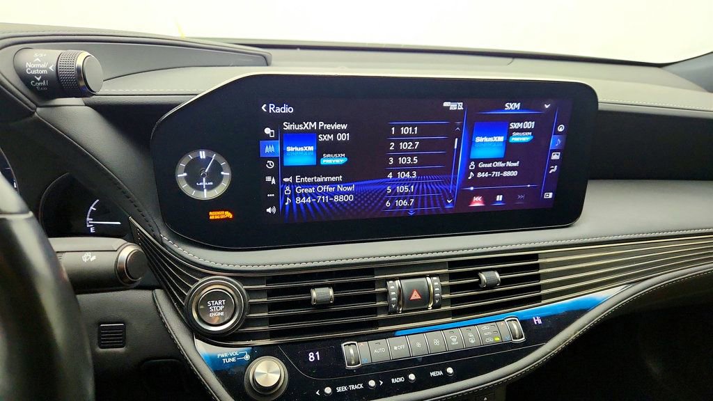 Used 2022 Lexus LS 500 w/ Accessory Package (Z2) image 18