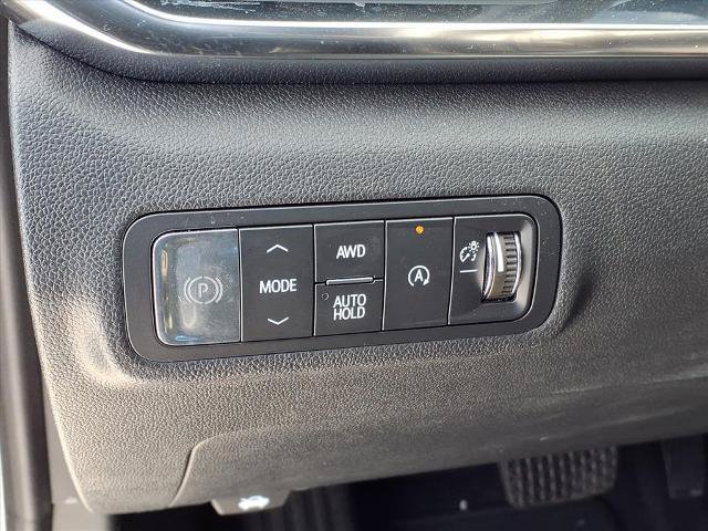 Used 2025 GMC Terrain Elevation AWD/4WD image 8