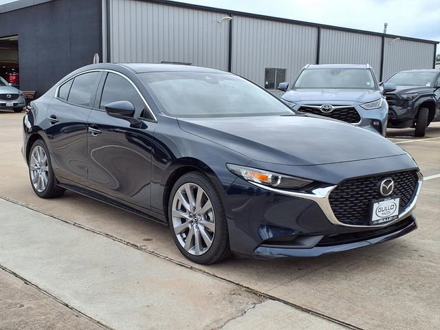 Used 2020 MAZDA MAZDA3 Sedan w/ Select Package FWD image 4
