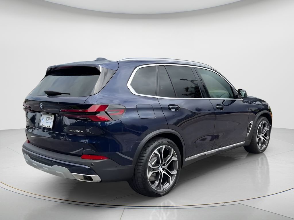 New 2026 BMW X5 M60i AWD/4WD image 9
