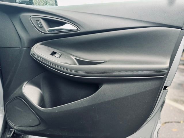 Used 2023 Buick Encore GX Essence w/ Experience Buick Package image 14