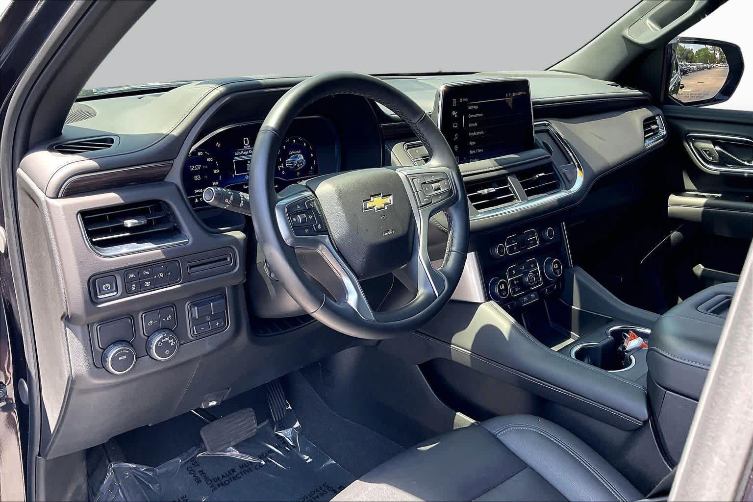 Certified 2024 Chevrolet Tahoe LT w/ LT Signature Package RWD image 14