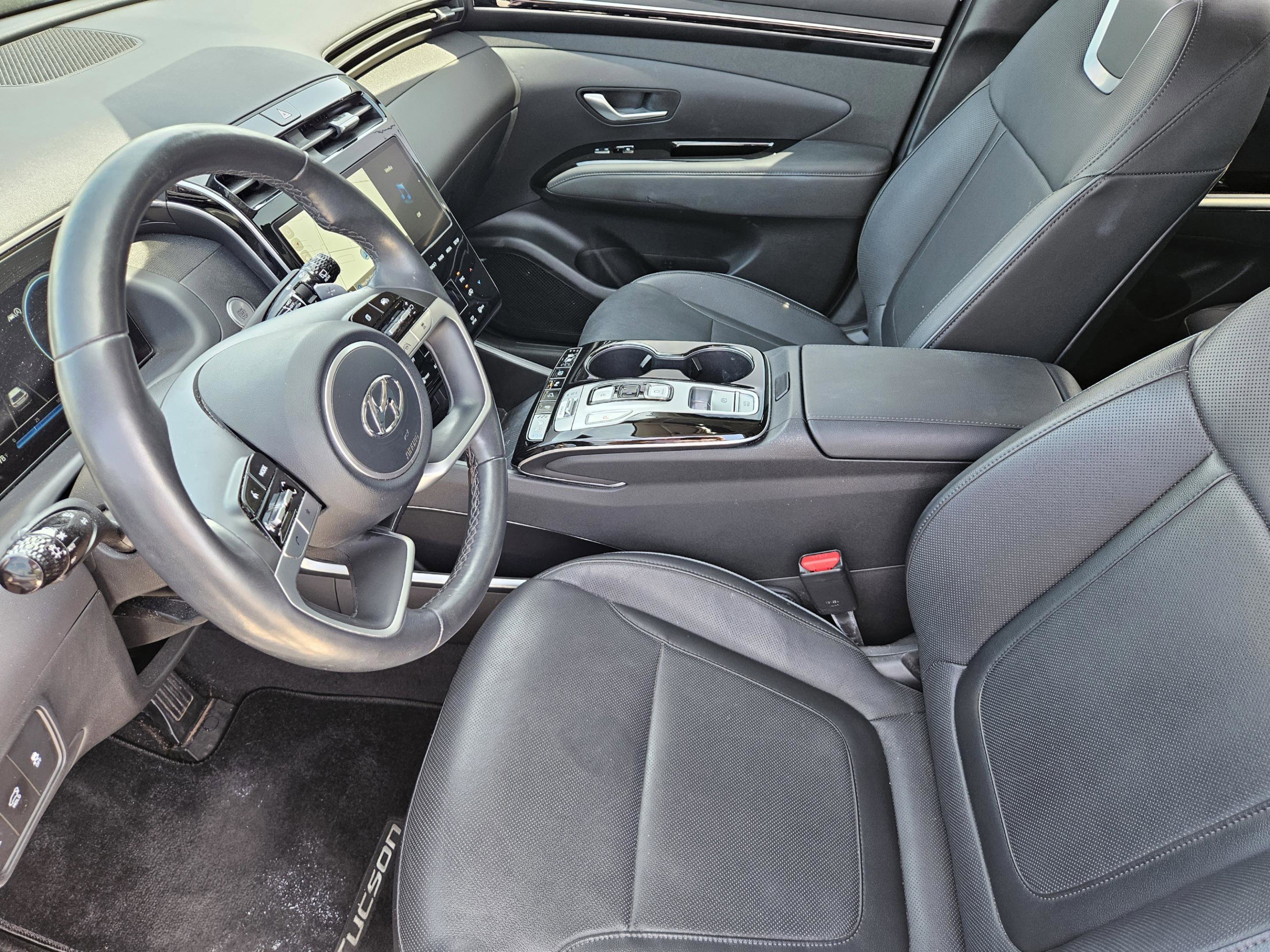 Used 2022 Hyundai Tucson Limited w/ Cargo Package FWD image 11