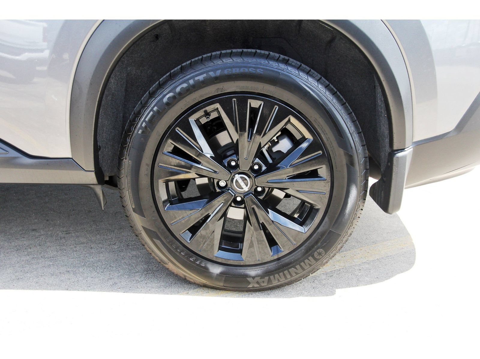 Used 2023 Nissan Rogue SV FWD image 31