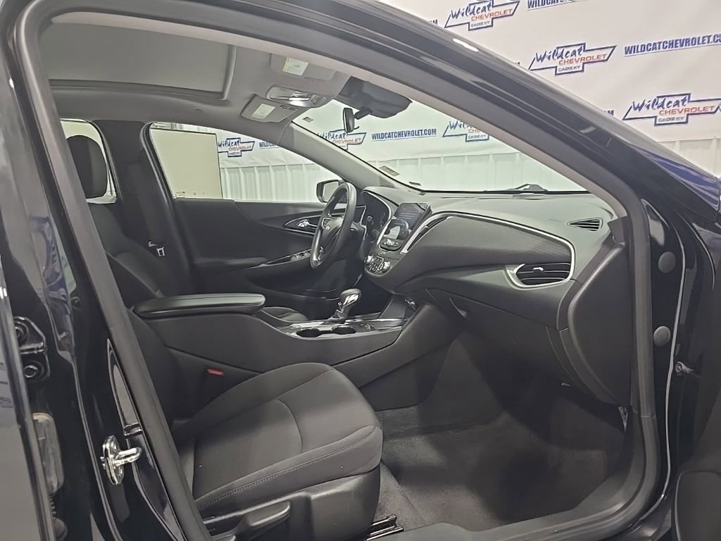 Used 2023 Chevrolet Malibu LT image 25